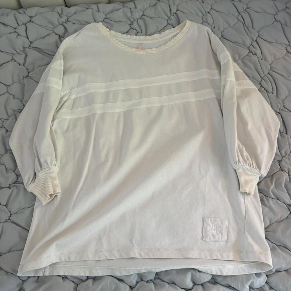 Free People Post Up Layer - Size XS. White